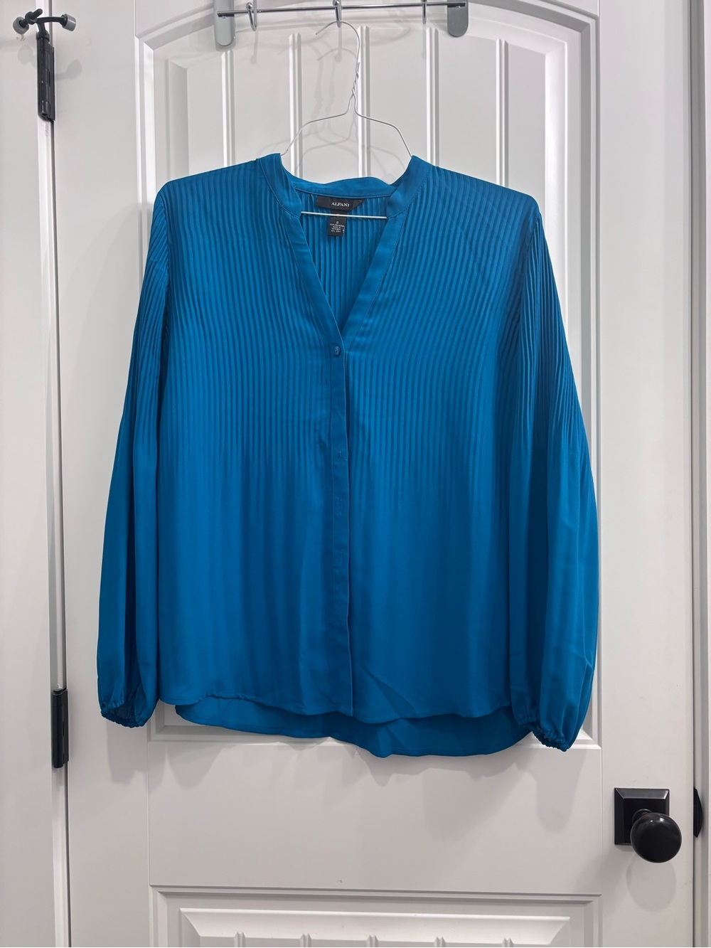 Alfani Teal Pleated V-Neck Long Sleeve Blouse